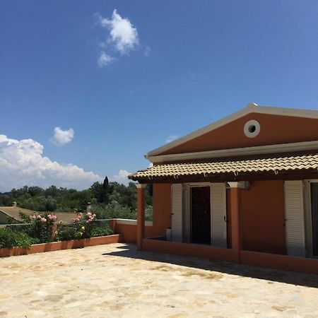 Eleana'S Apartments Гоувия Экстерьер фото