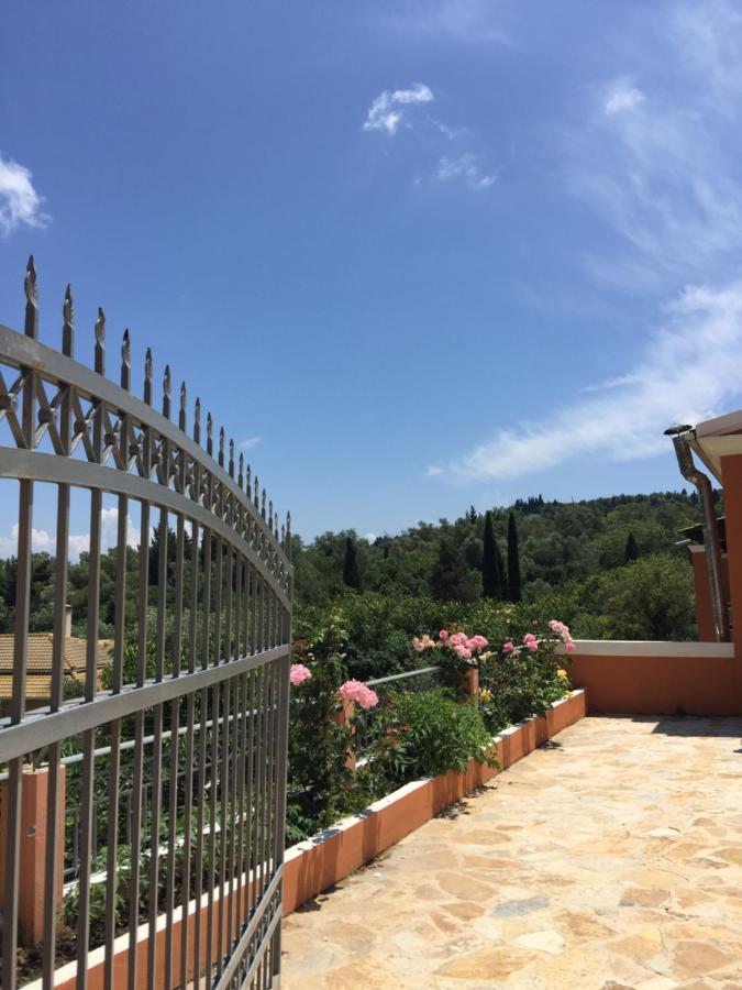 Eleana'S Apartments Гоувия Экстерьер фото
