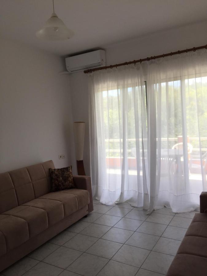 Eleana'S Apartments Гоувия Экстерьер фото
